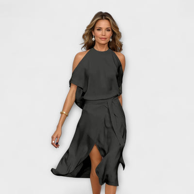 Madonna - Elegantní šaty s módním designem bez ramínek