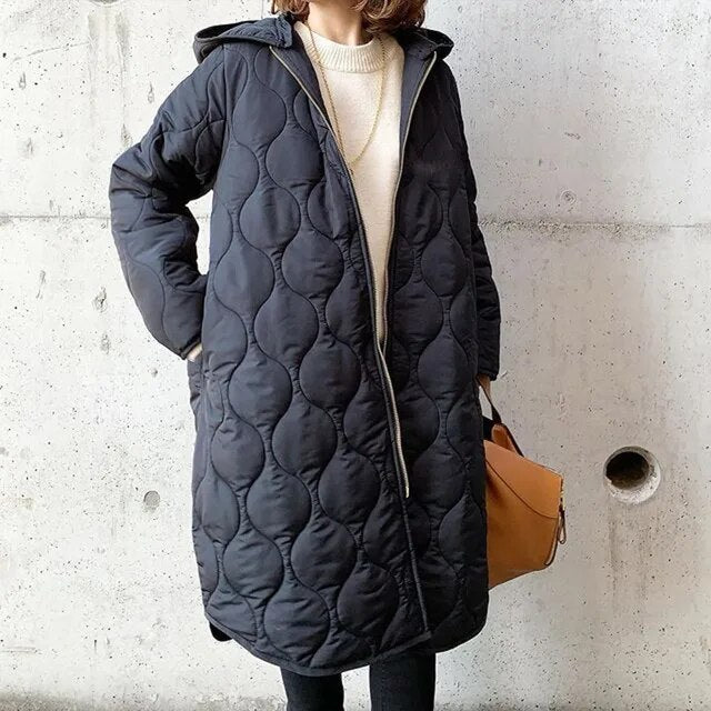 PRISCILLA™ | PARKA S KAPUCÍ A PEČLIVÝMI DETAILY