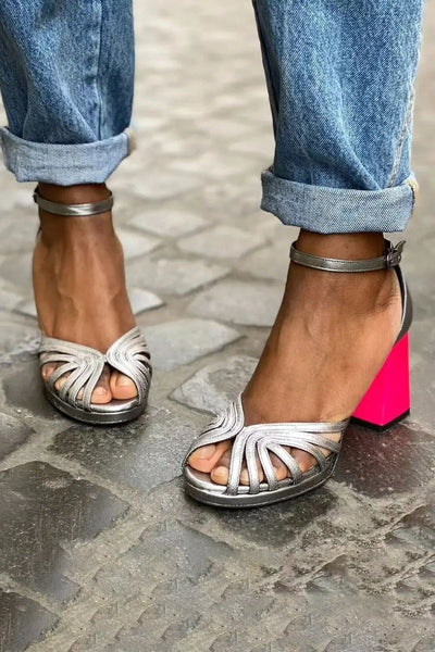 Seraphina™ | Lesklé sandály na silném podpatku s elegantní sponou