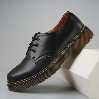 Martens | Elegantní krátké boty